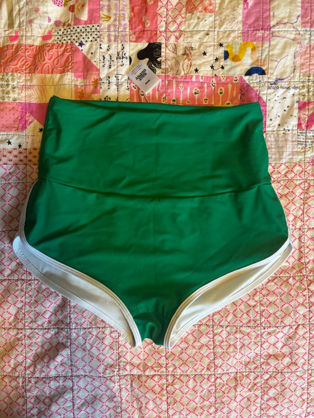 Salt Gypsy Betty High-Waisted Boyshort Surf Bottoms EUC - M